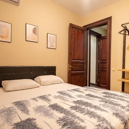 Apartamento Cihangir With 3 Bedrooms And 2 Bathrooms