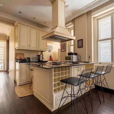 Cihangir With 3 Bedrooms And 2 Bathrooms *