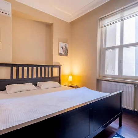 Cihangir With 3 Bedrooms And 2 Bathrooms Lägenhet *